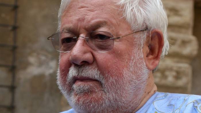 a pozzuoli un festival comico dedicato a paolo villaggio