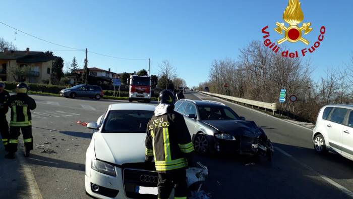 scontro frontale a pietradefusi due feriti in ospedale
