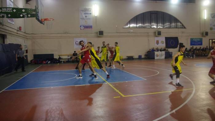 basket slz solofra super dominio contro il koine 86 60