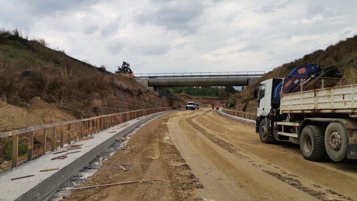 fondovalle calore apre al traffico entro l estate