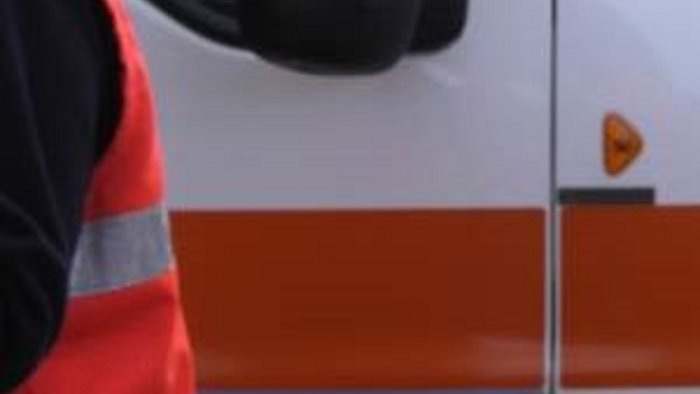 se lo portiamo in ospedale prende il covid poco dopo muore