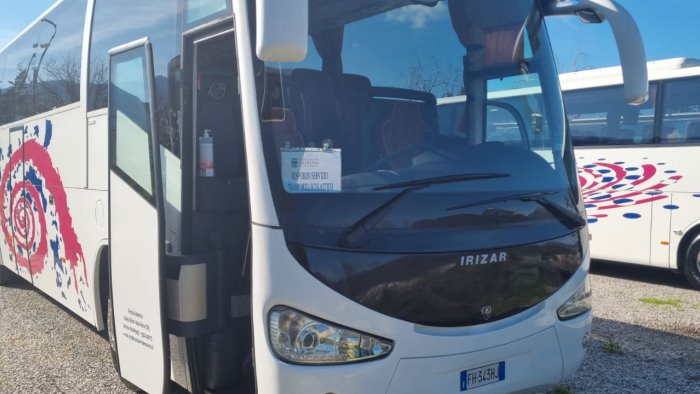 giffoni valle piana potenzia il trasporto scolastico