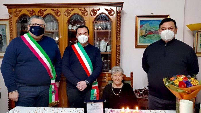 i cento anni di nonna carmelina il mio cuore e serino