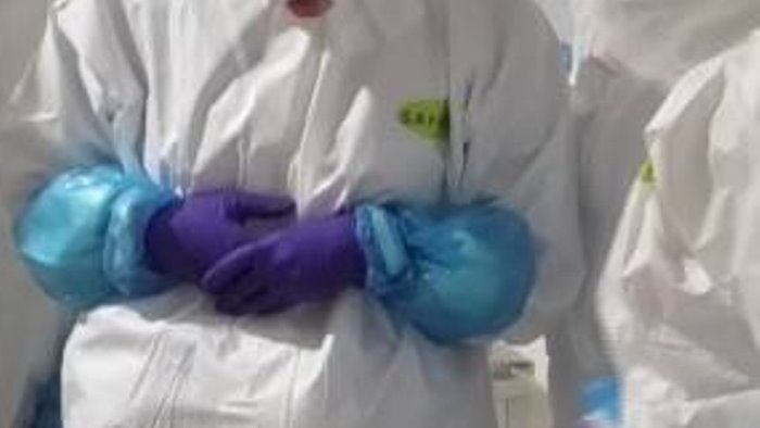 contagi nelle scuole 7 docenti in quarantena a marcianise