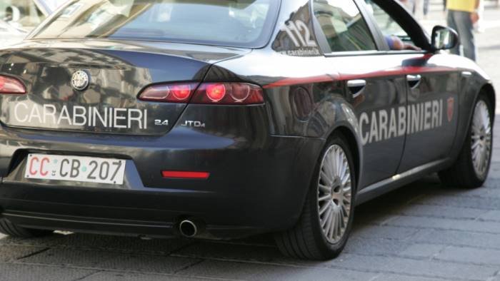 controlli senza sosta dei carabinieri a giugliano in campania