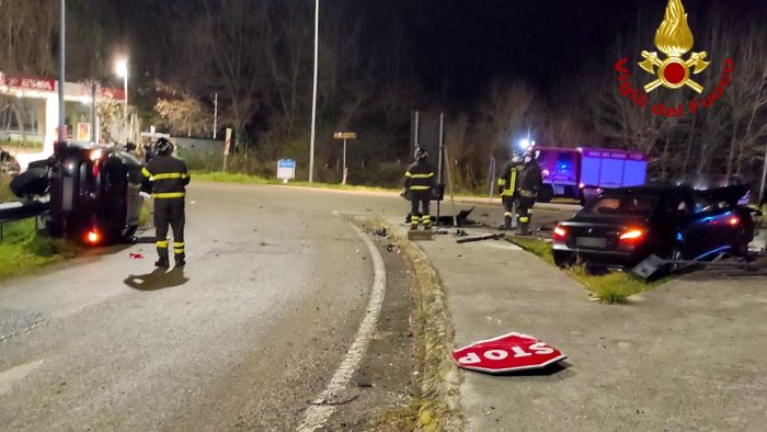 incidente sull ofantina feriti sette ragazzi