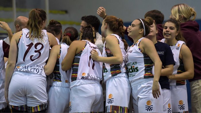il salerno basket 92 torna a vincere battuta cercola 46 24