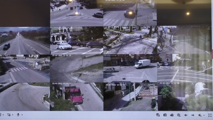 dottoressa travolta e uccisa le telecamere incastrano le due auto