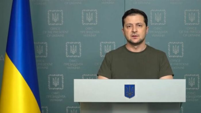 ucraina zelensky aperti a colloqui ma non in bielorussia