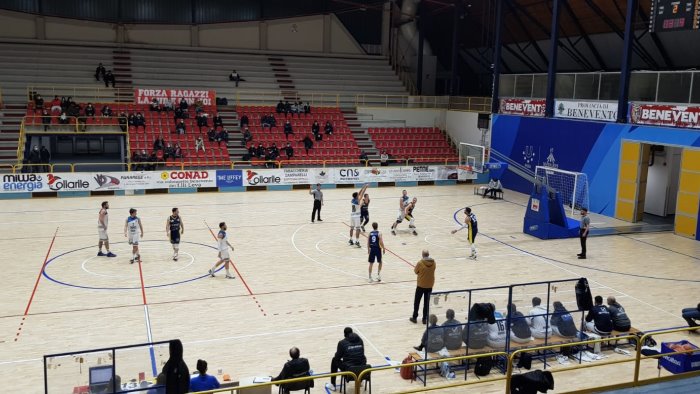 basket c gold la miwa benevento cade in casa contro potenza
