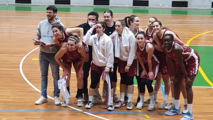 basket femminile la nasce un sorriso salerno vince a catanzaro 36 62