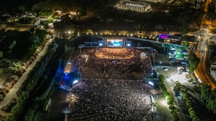 cartellone eventi pubblicato l avviso per acquisire proposte e progetti
