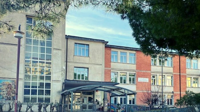 alla scuola landolfi di agropoli installata la cucina per la mensa