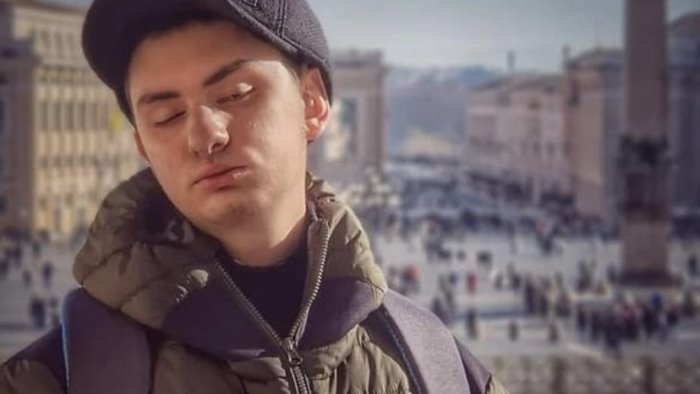 il giovane aniello alfano di siano nominato alfiere della repubblica