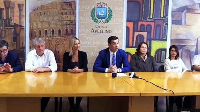 avellino multe il comune rottama le cartelle fino a 1000 euro dal 2000 al 2015