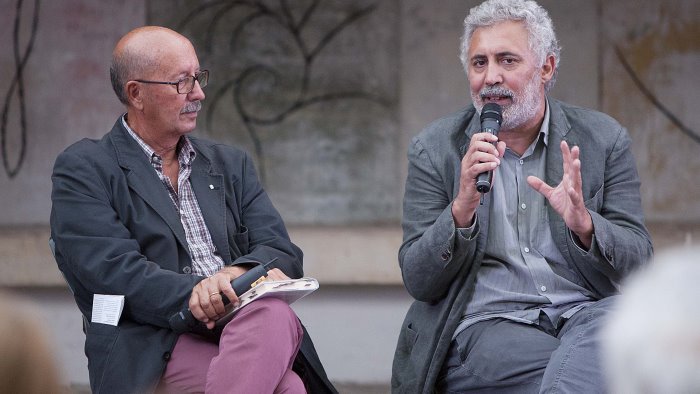 a stregonerie piccolo festeggia i dieci anni della vittoria del premio strega