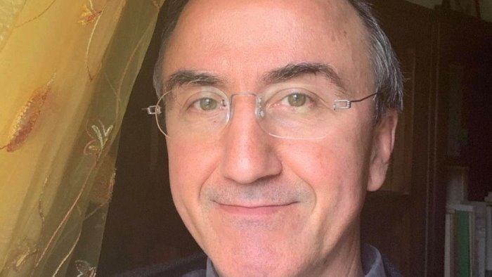 chiusano l ex parroco annuncia da oggi il mio hobby diventera un lavoro