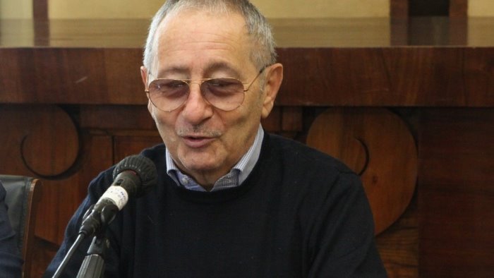 campania senza fondi il mondo salernitano della cultura in rivolta