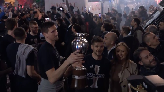 gevi napoli basket palabarbuto gia sold out per la gara con treviso