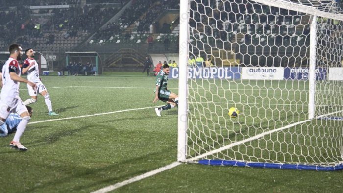 monterosi avellino le probabili formazioni lupi per la continuita