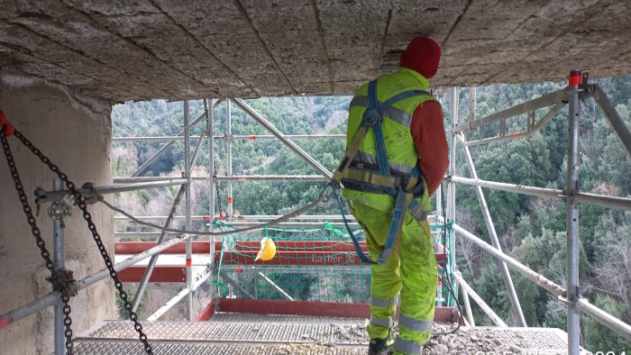 viadotto acquarulo si lavora anche nel week end per finire entro pasqua