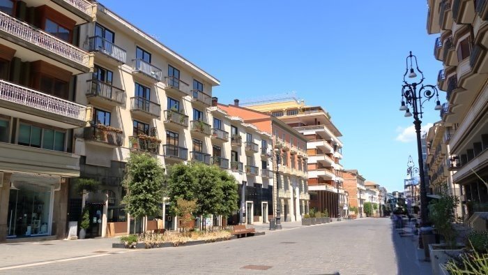 notte san modestino confesercenti buona occasione per il commercio