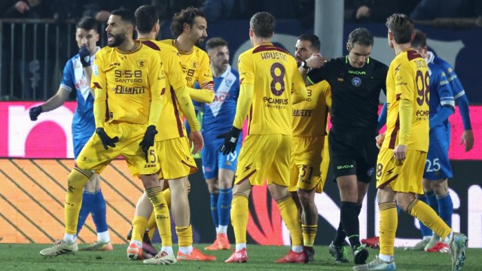 carrarese salernitana le probabili formazioni breda col rebus mediana