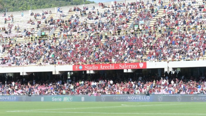salernitana frosinone il club chiama i tifosi nuovi sconti sui biglietti