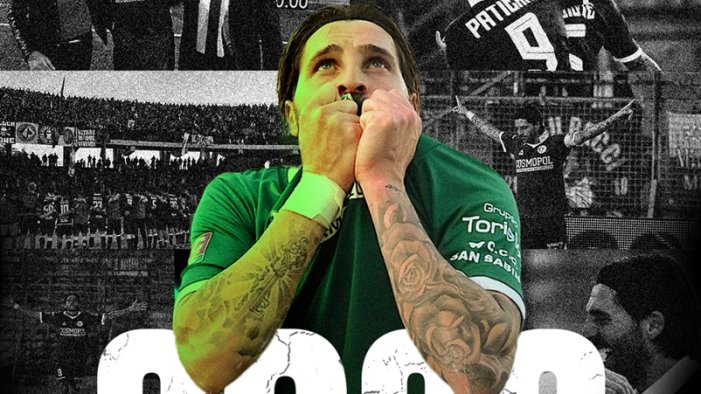 avellino patierno fino al 2028 il club ufficializza il rinnovo dell attaccante