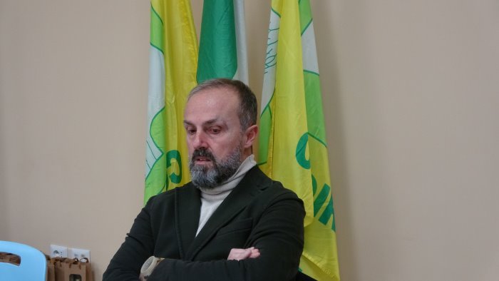 coldiretti inaccettabile pensare a etichette allarmistiche per il vino