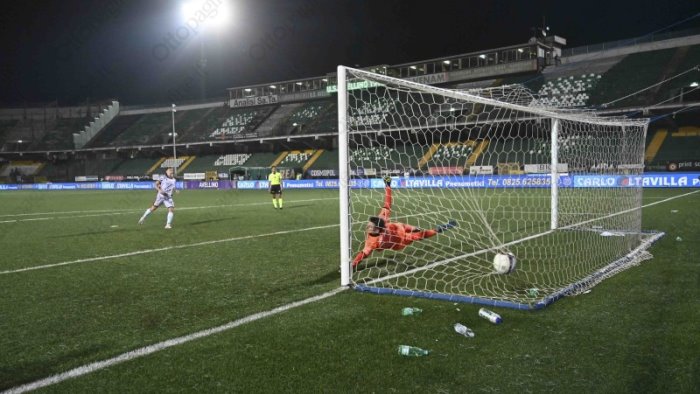 l arbitro di casertana avellino ha gia diretto i lupi in stagione
