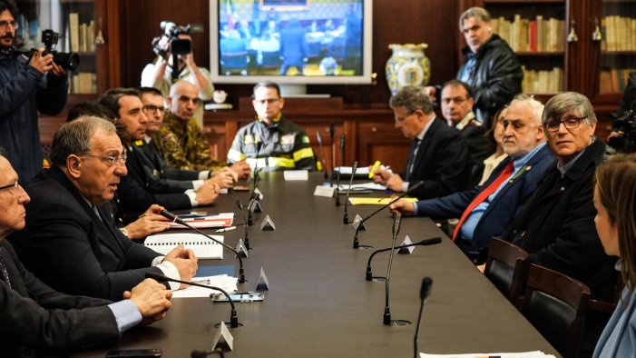 terra dei fuochi il problema dei rifiuti tossici sottovalutato