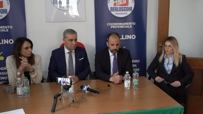 petitto attaccati alle poltrone anche chi voleva rivoluzioni gentili