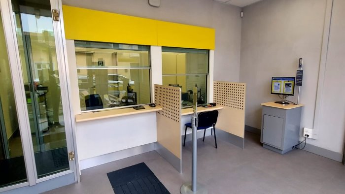 aquilonia l ufficio postale e di nuovo operativo dopo la ristrutturazione