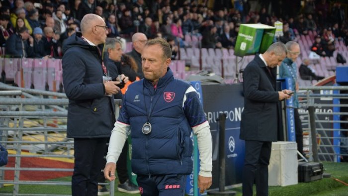 salernitana frosinone 1 1 breda sbagliato l approccio ma siamo vivi