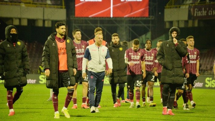 salernitana sospiro breda la panchina non e piu al sicuro