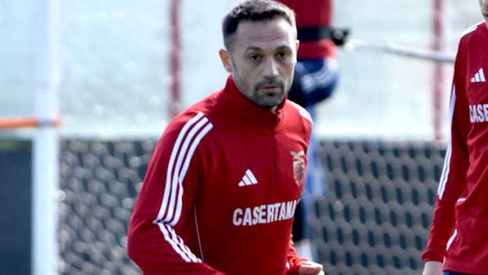 casertana c e l ok per il tesseramento di ciano