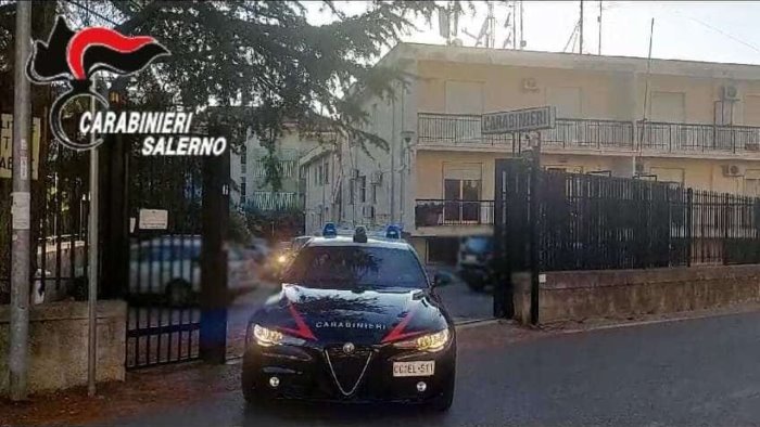 usura e estorsione arrestati due fratelli dai carabinieri
