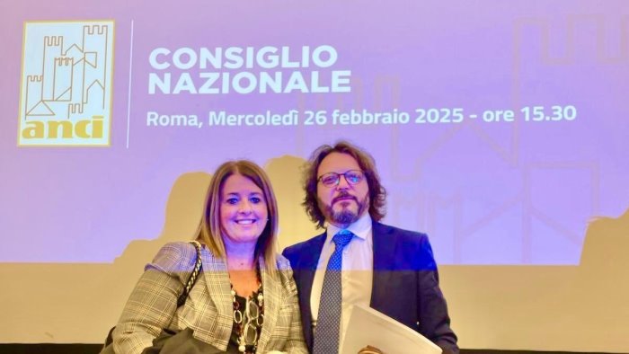 consiglio nazionale anci il pd a roma salvatore coletta e filomena di mezza