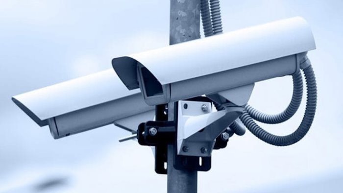 caserta ultimata l installazione di 19 nuove telecamere in citta