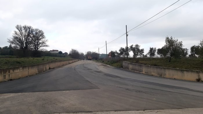 ariano svincoli variante manna lavori iniziati e non portati a termine