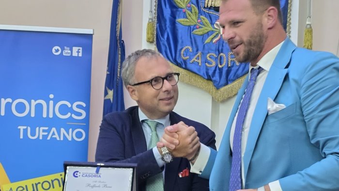 sport e scuola studenti delle superiori disegnano la nuova maglia del casoria