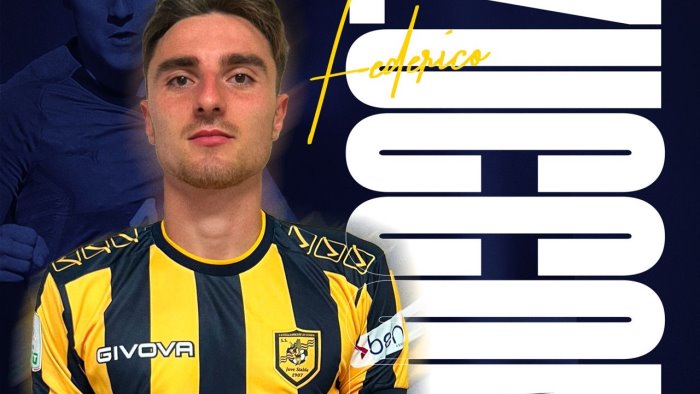 salernitana rinforzo per la mediana in arrivo zuccon dalla juve stabia