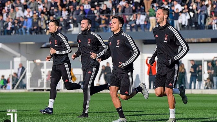 per lanini e capellini domenica un tuffo nel passato
