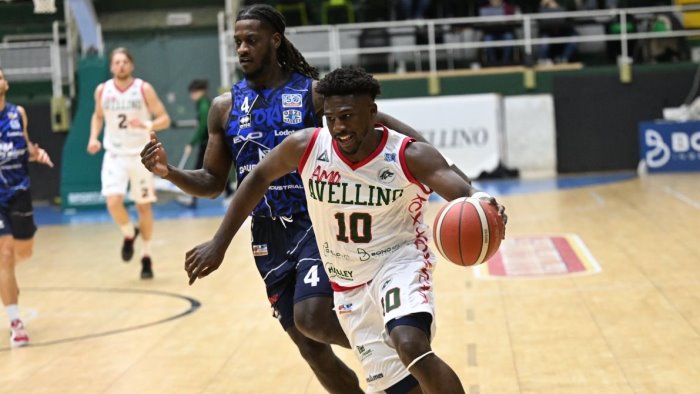 l avellino basket supera il gruppo mascio orzinuovi 89 78