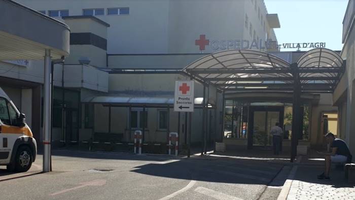 il pasticcio in ospedale a potenza trema il valdiano