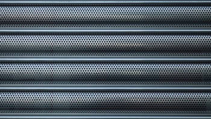 coronavirus a siano anticipata la chiusura dei negozi