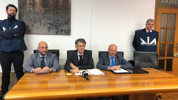 usura a cava ecco come sono stati incastrati gli indagati