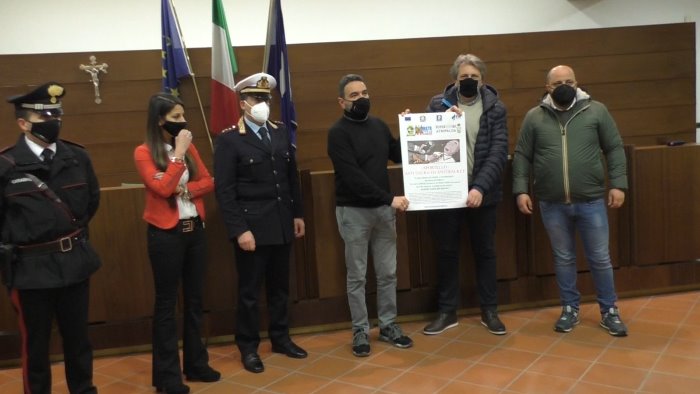 comune e sos impresa fronte comune contro il racket