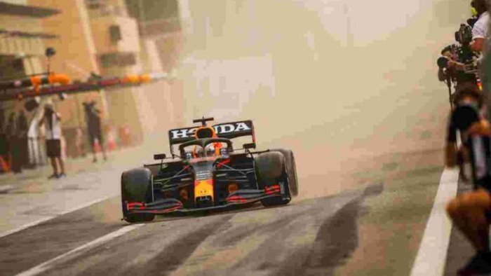 verstappen sfreccia nella prima giornata di test in bahrain